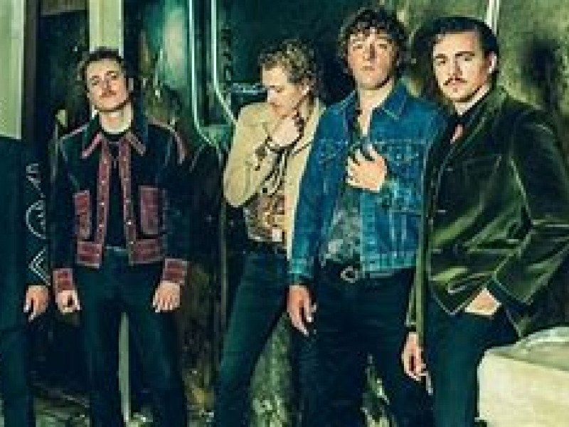 The Black Keys, Band of Horses & Ceramic Animal music